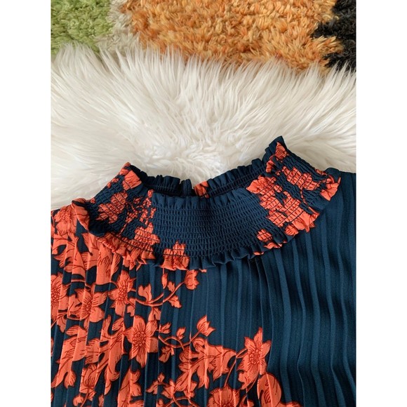 Nanette Lepore dress - Picture 5 of 8